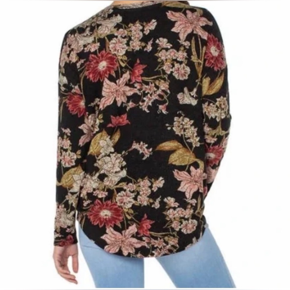 Well Worn Black Floral V-Neck Long Sleeve Top - Picture 3 of 5